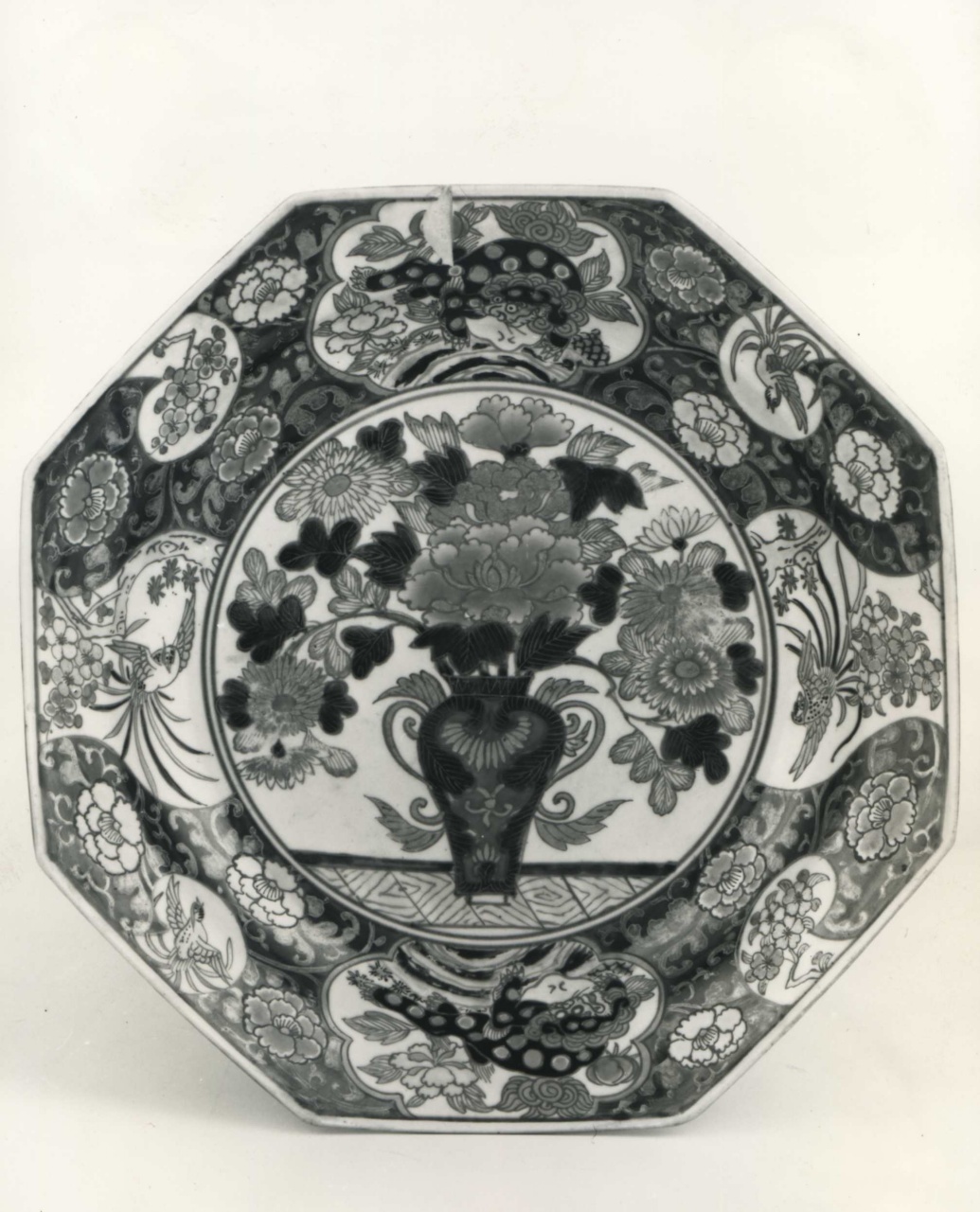 piattino - manifattura giapponese (inizio sec. XVIII)