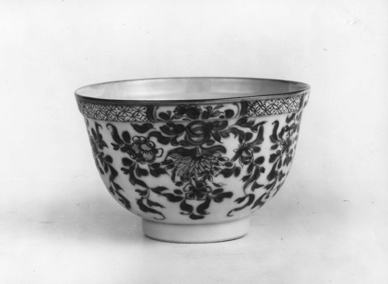 ciotola - manifattura cinese (inizio sec. XVIII)