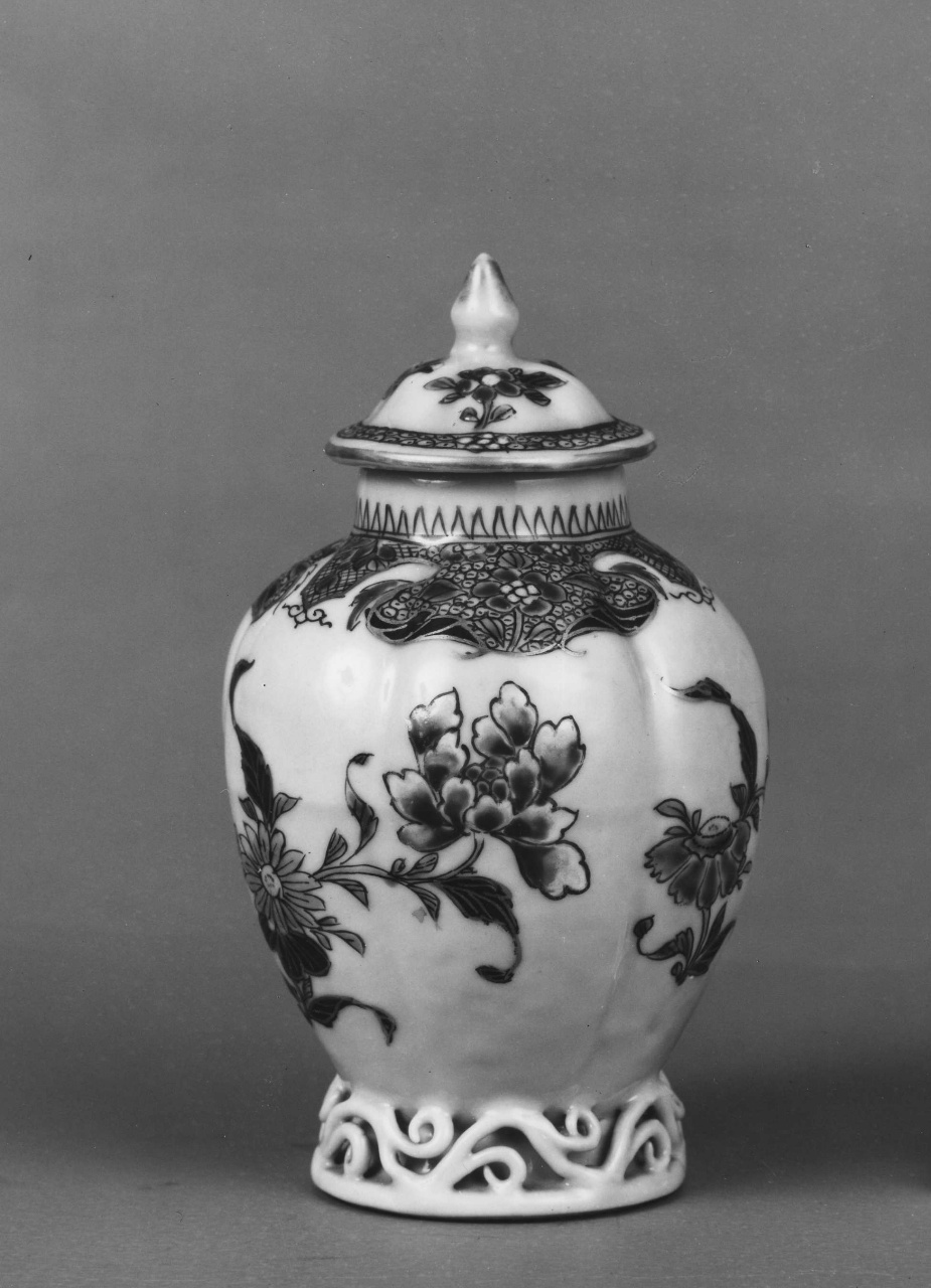 vasetto con coperchio - manifattura cinese (ultimo quarto sec. XVIII)