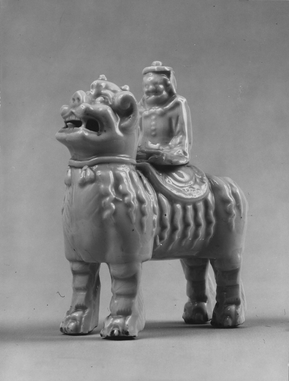 Cane di Fo con cavaliere (scultura) - manifattura cinese (seconda metà sec. XVII)