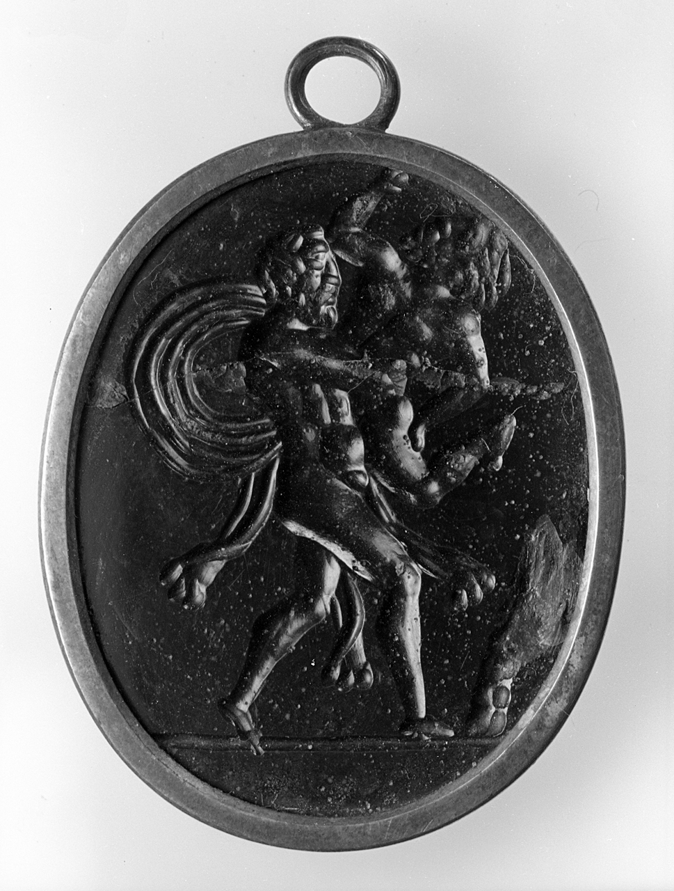 Ercole e Anteo (decorazione a intaglio) - bottega fiorentina (metà sec. XVI)