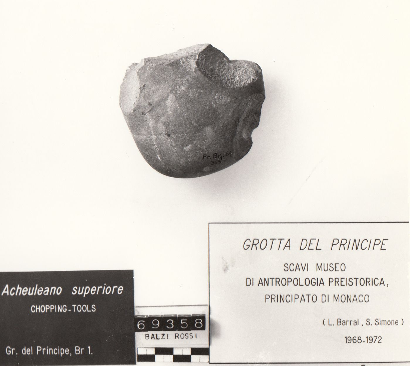 chopping tool (Acheuleano Paleolitico inferiore)