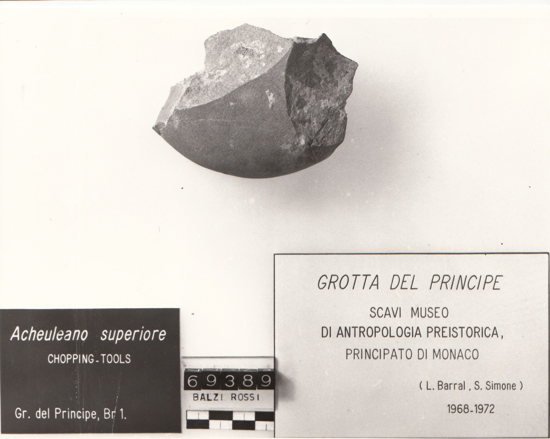 chopping tool (Acheuleano Paleolitico inferiore)