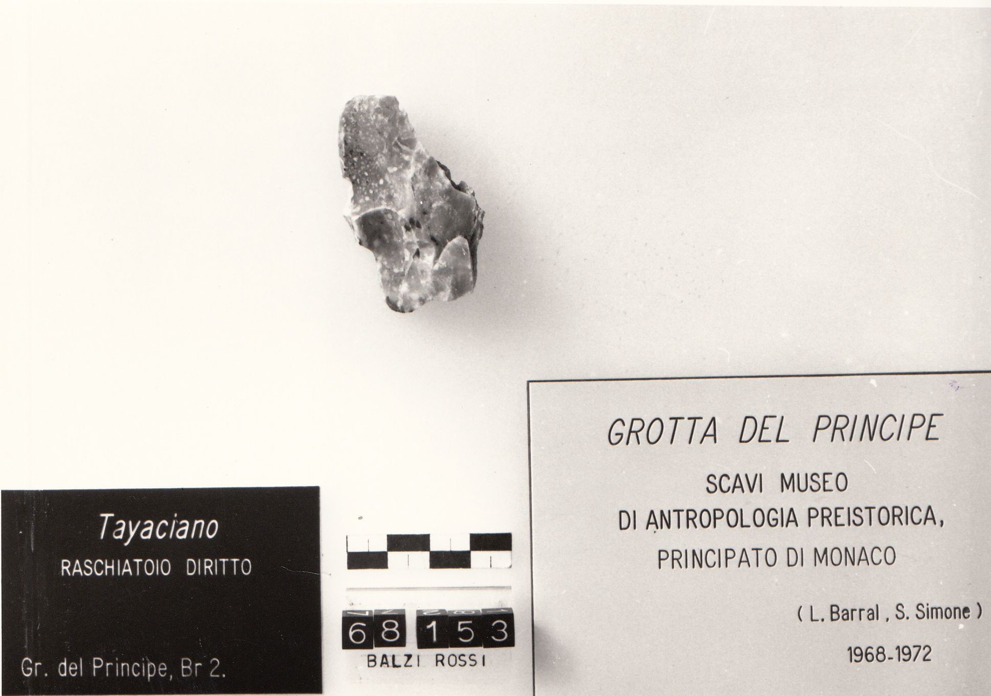 raschiatoio, concavo (Tayaciano Paleolitico inferiore)