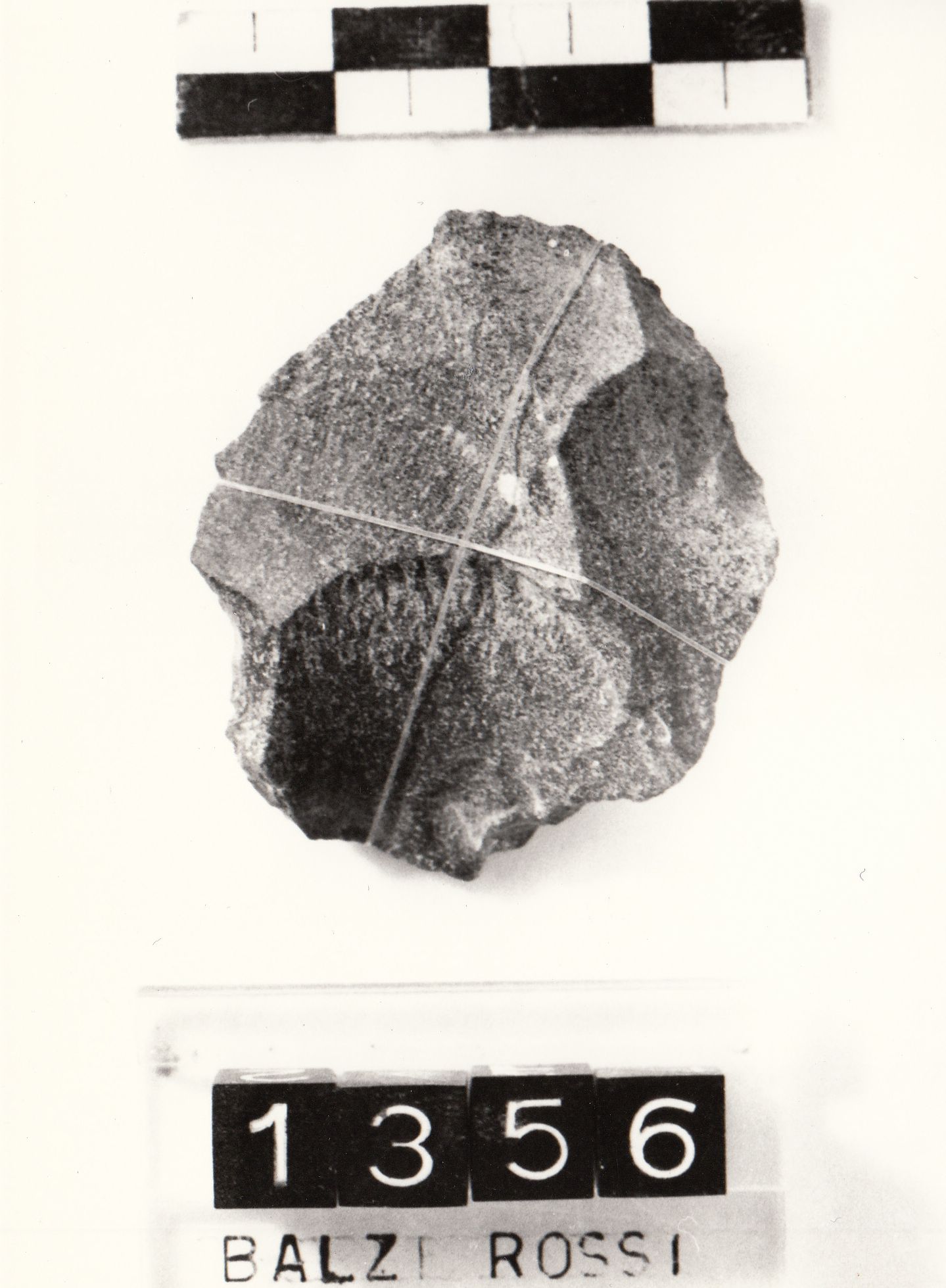 scheggia, nucleo (Paleolitico medio)