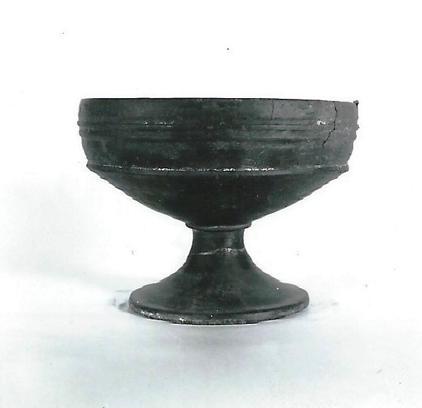 calice - produzione etrusca (seconda metà VI a.C)