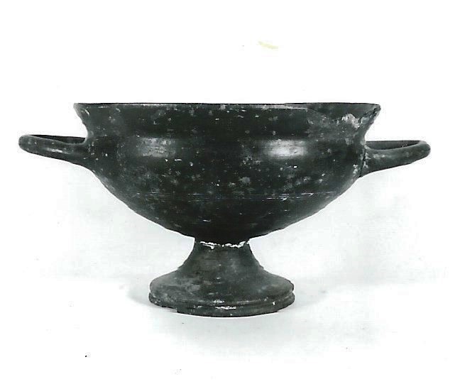 kylix - produzione etrusca (VII-VI a.C)