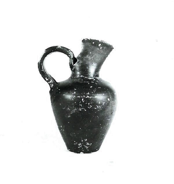 oinochoe - produzione etrusca (metà/ fine IV-III a.C)