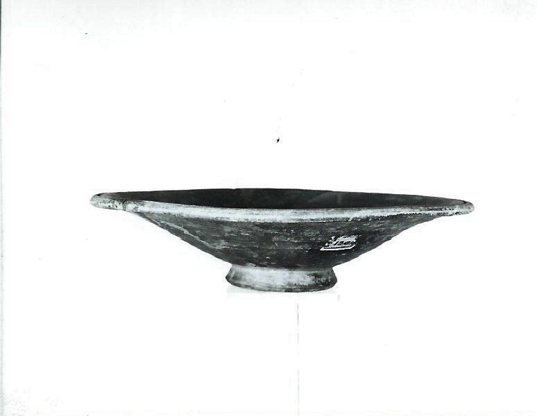 patera - produzione dell'Etruria meridionale (III-II a.C)