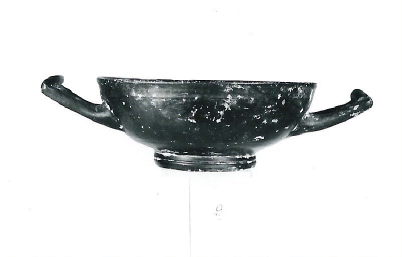 kylix, Lamboglia 42A (fine IV a.C)