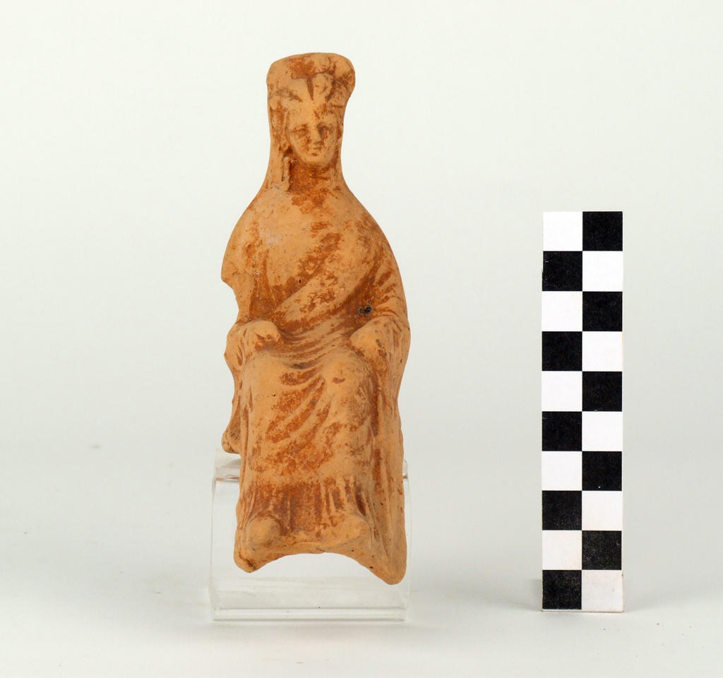 Figura femminile (statuetta votiva femminile) - produzione apula (seconda metà sec. IV a.C)