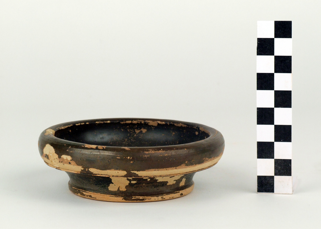 coppetta, Morel, vicina al tipo 2421b 1 - ambito italiota (seconda metà sec. IV a.C)