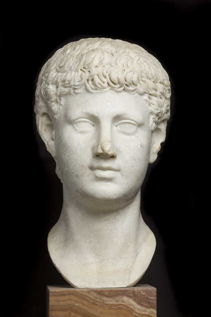 testa (Età degli Antonini)