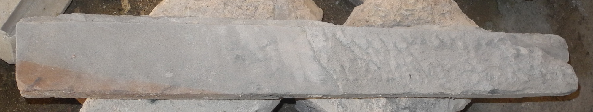stipite, frammento - ambito Italia centrale (seconda metà sec. XV)