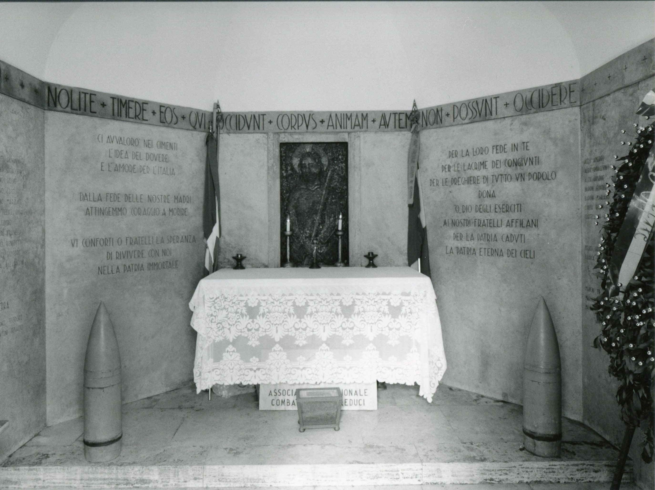 monumento ai caduti - a lapide - ambito laziale (sec. XX)