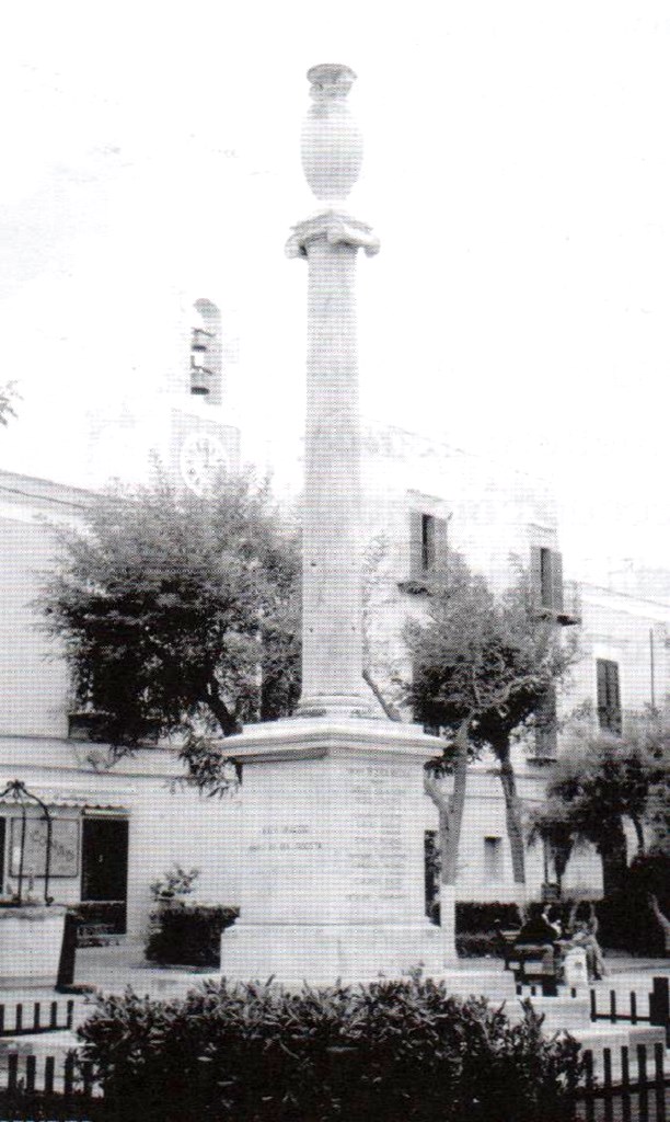 monumento ai caduti - a colonna - ambito laziale (sec. XX)