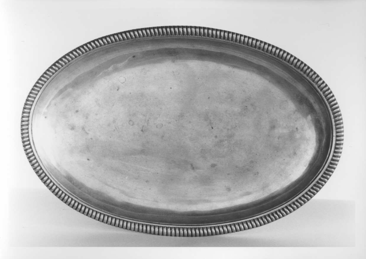 vassoio, opera isolata di Almeggiano Giuseppe (prima metà sec. XIX)