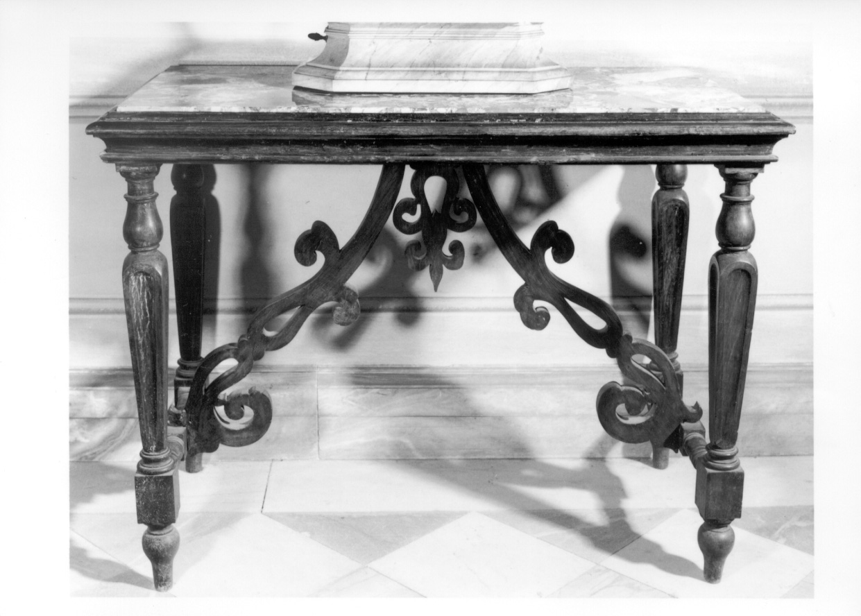 tavolo da muro, serie - bottega piemontese (prima metà sec. XVIII)