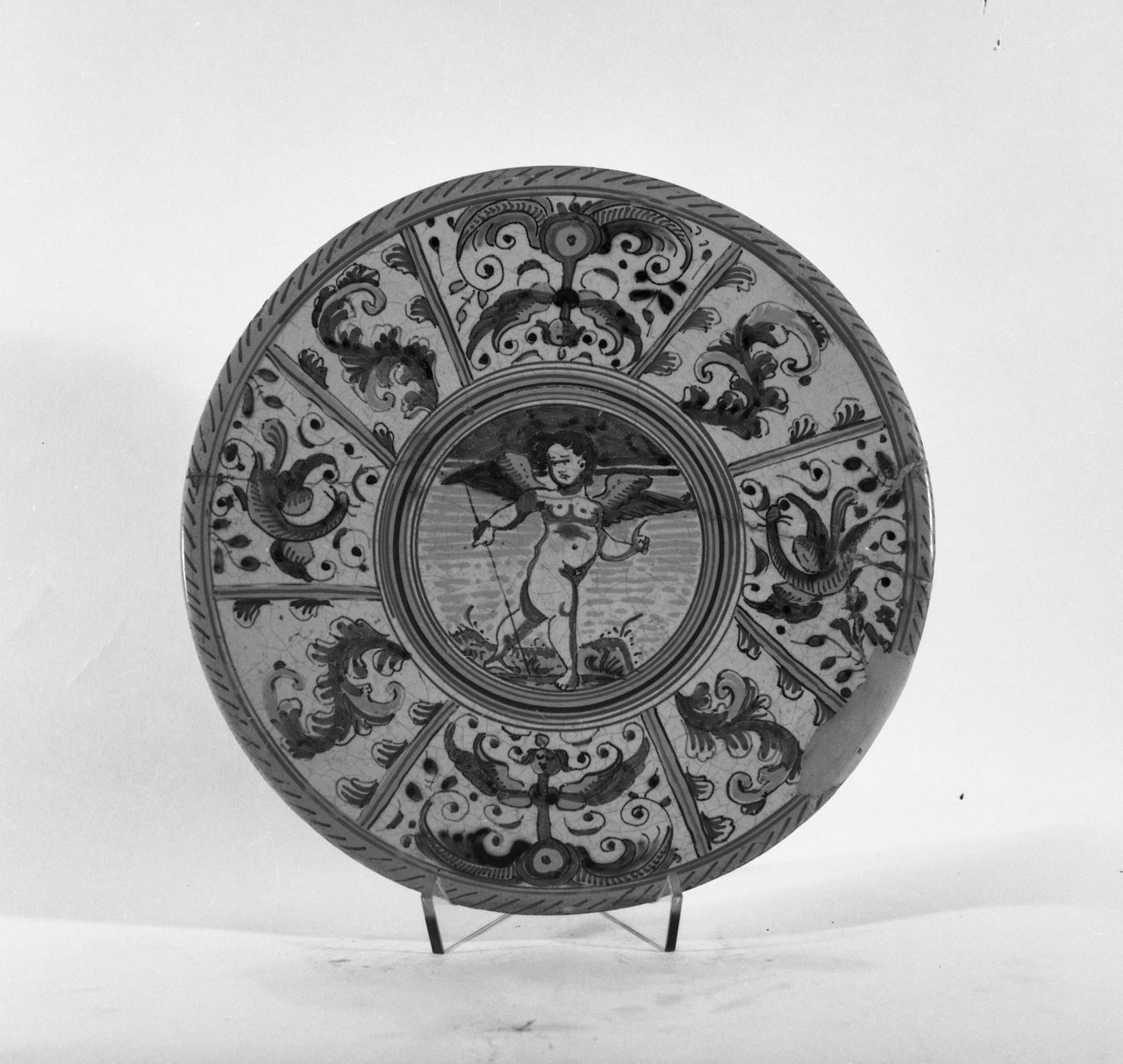 piatto da pompa - bottega derutese (sec. XVII)