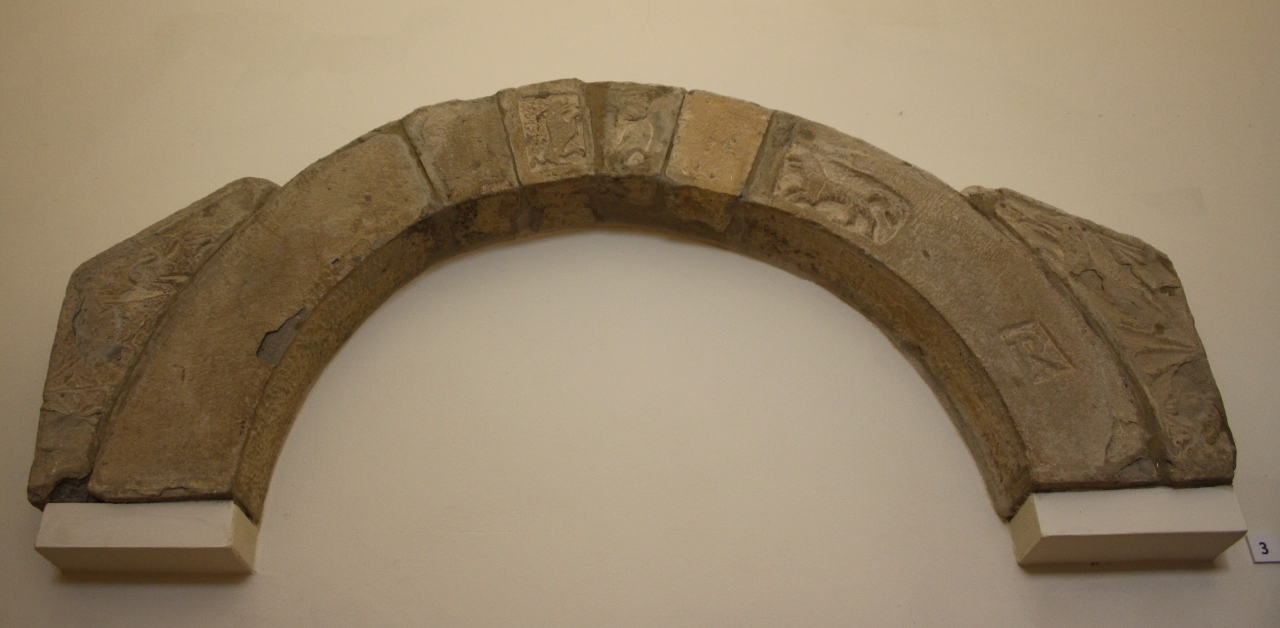 portale - ad arco - bottega Italia centrale (sec. XII)