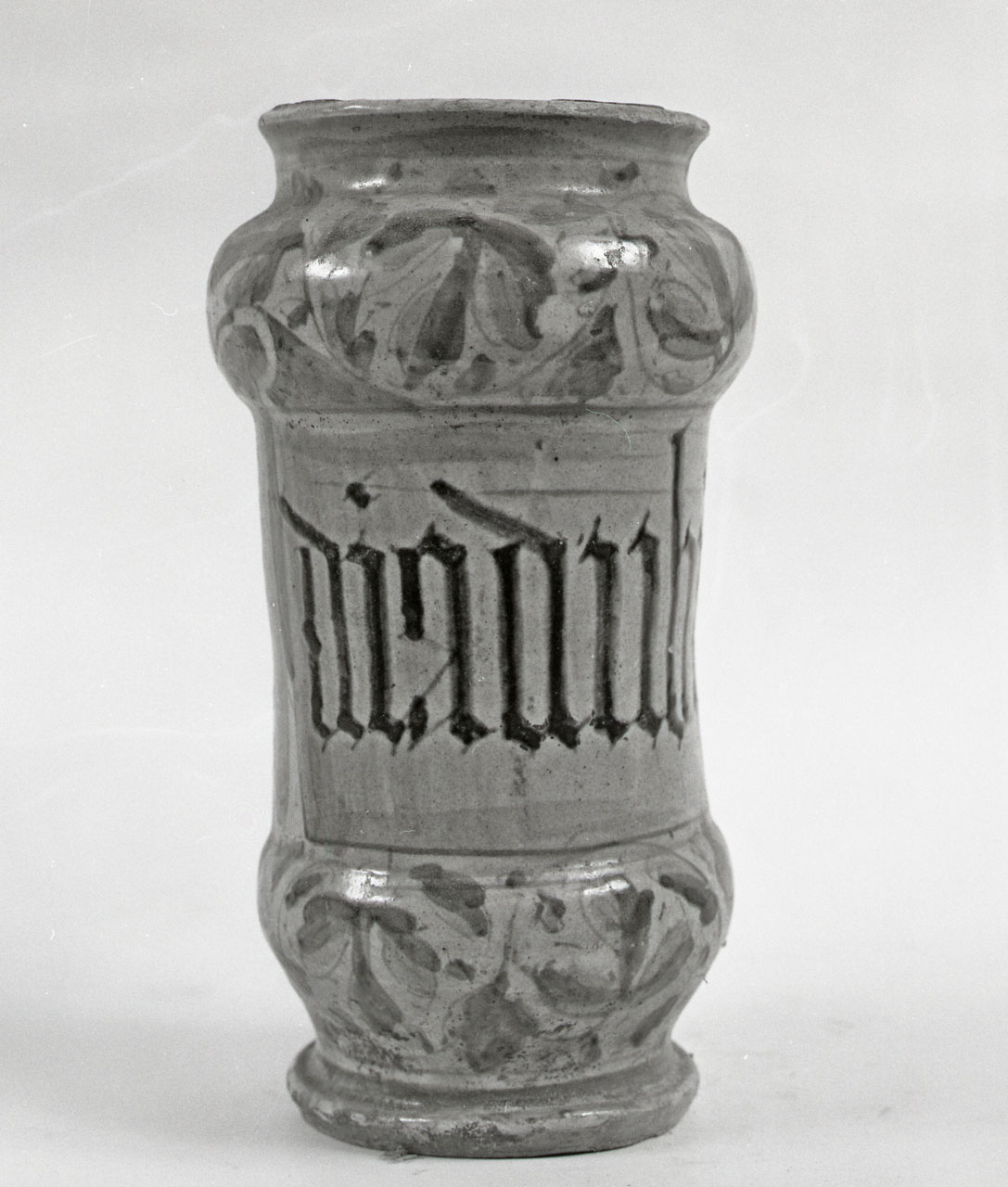 vaso da farmacia - bottega faentina (seconda metà sec. XVI)