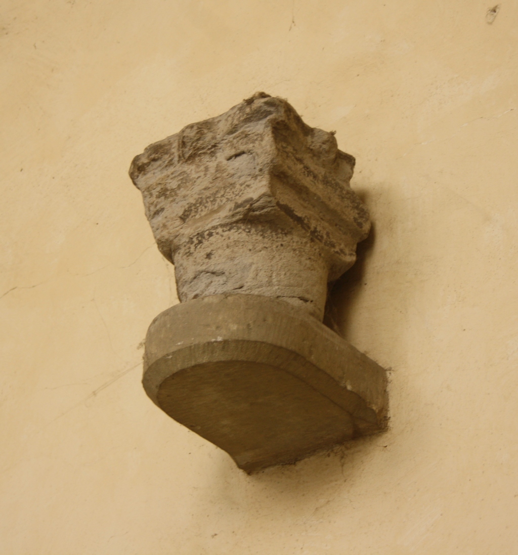 capitello - bottega Italia centrale (fine/ inizio secc. XII/ XIII)