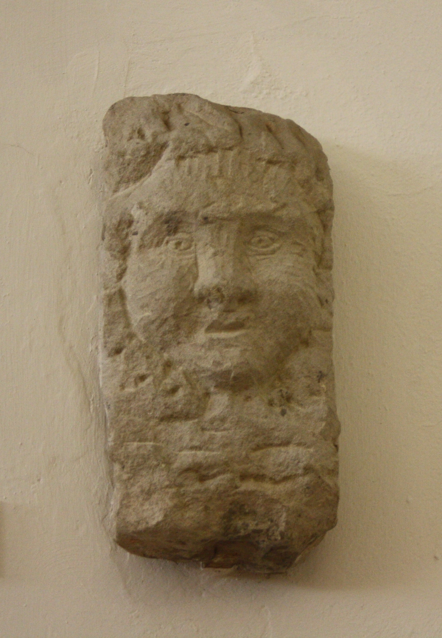 testa d'uomo (scultura, frammento) - bottega aretina (prima metà sec. XIII)
