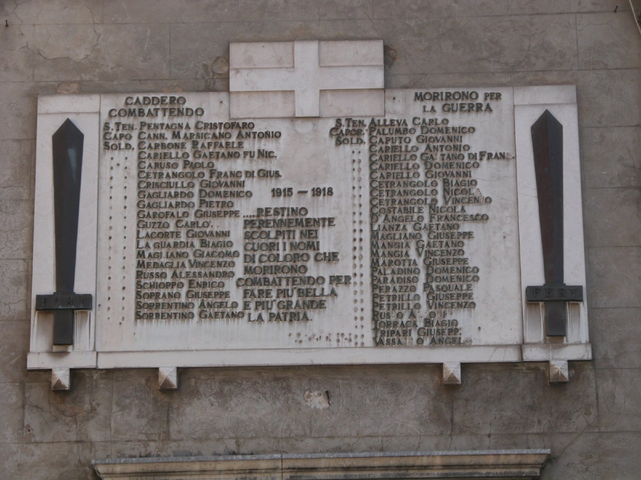 lapide commemorativa ai caduti - bottega Italia centro-meridionale (sec. XX)