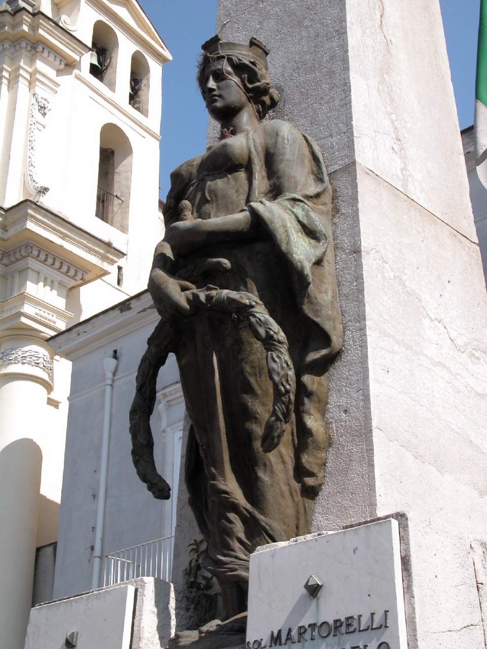 allegoria della Patria (monumento ai caduti - a obelisco) - bottega Italia centro-meridionale (sec. XX)