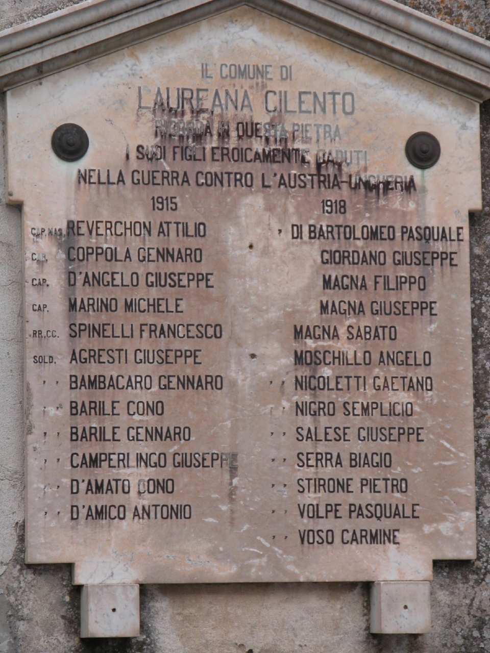 lapide commemorativa ai caduti - bottega Italia centro-meridionale (sec. XX)