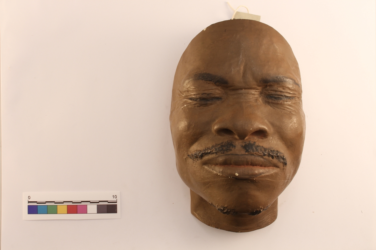 maschera, facciale (prima metà Sec. XX)