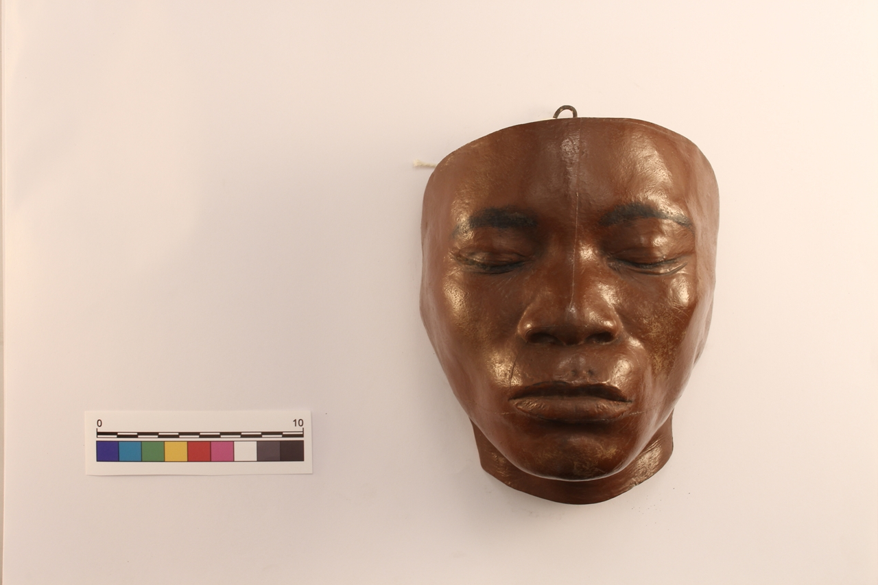 maschera, facciale (prima metà Sec. XX)