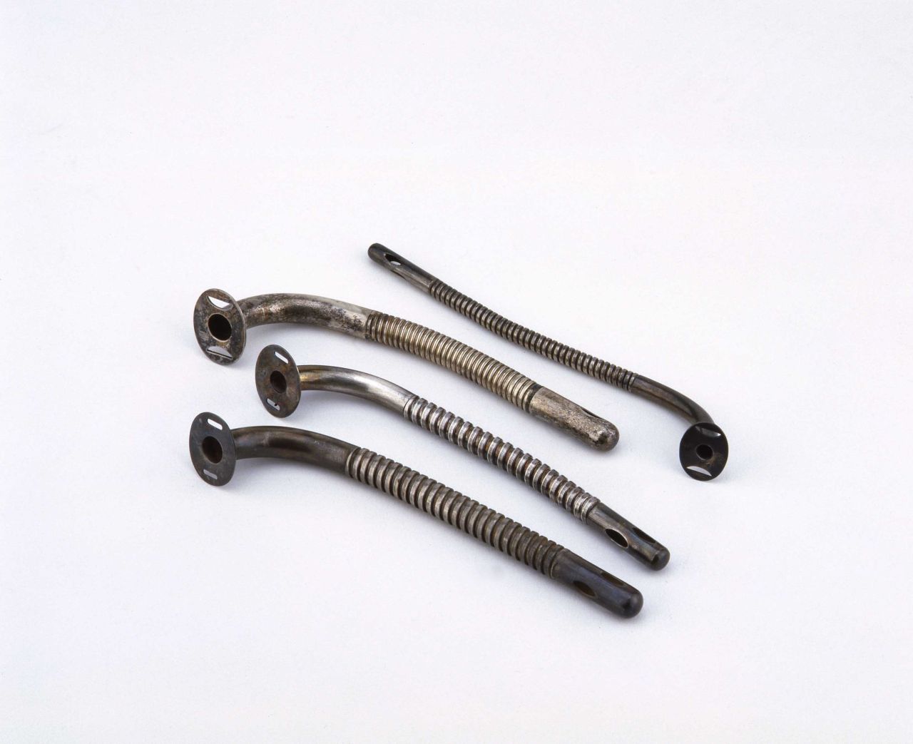 cannula, tracheale flessibile di Konig di ,  (terzo quarto XX)