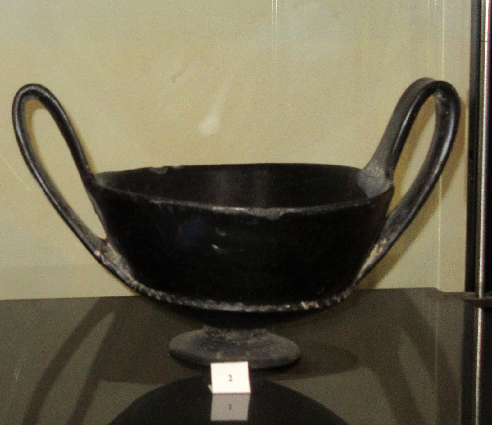 kantharos - produzione etrusco-meridionale (fine/ metà VIII-VII a.C)