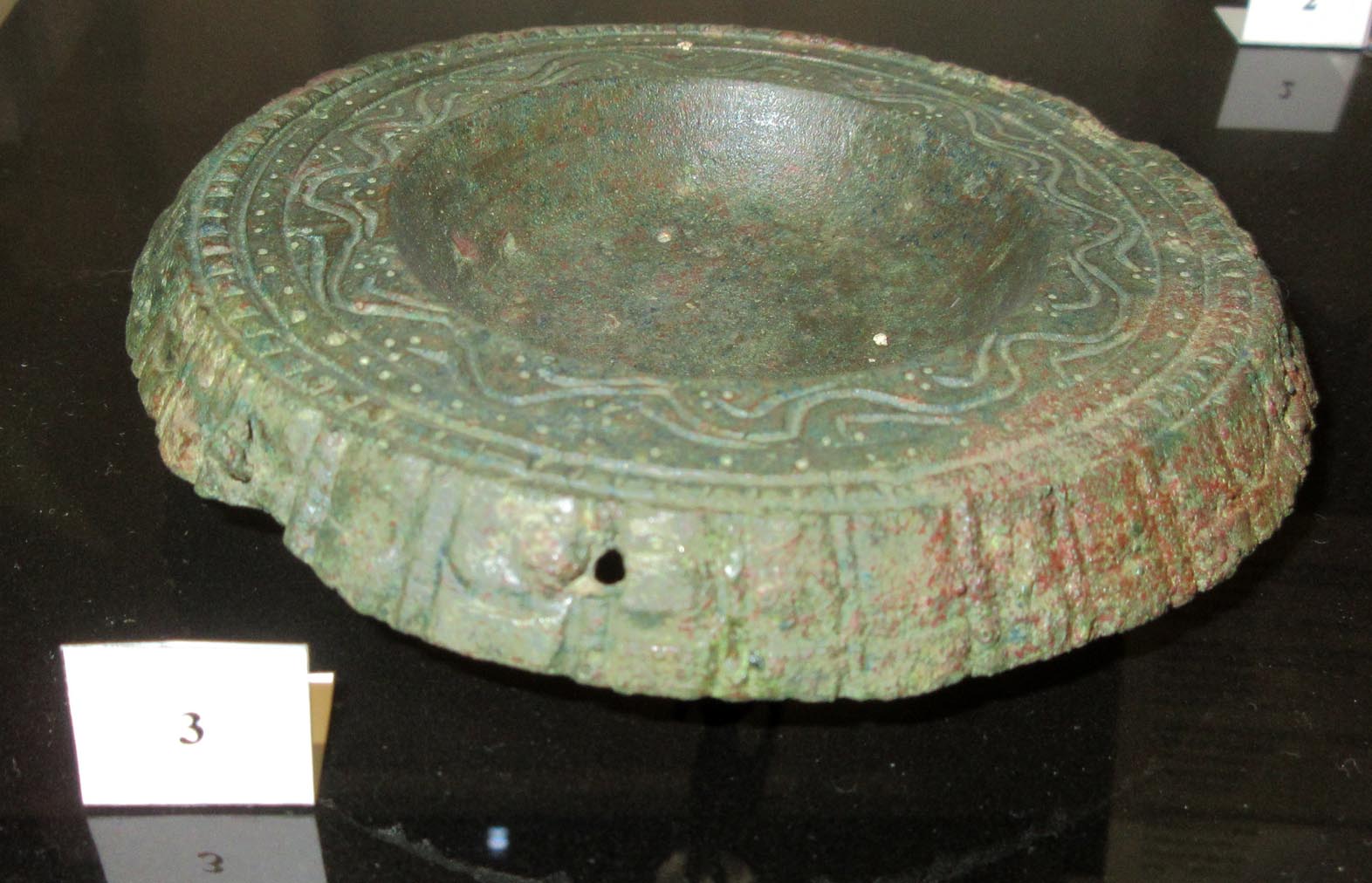 thymiaterion, Ambrosini M I, Buccioli III B 2 - produzione etrusco meridionale (fine/ metà IV-II a.C)