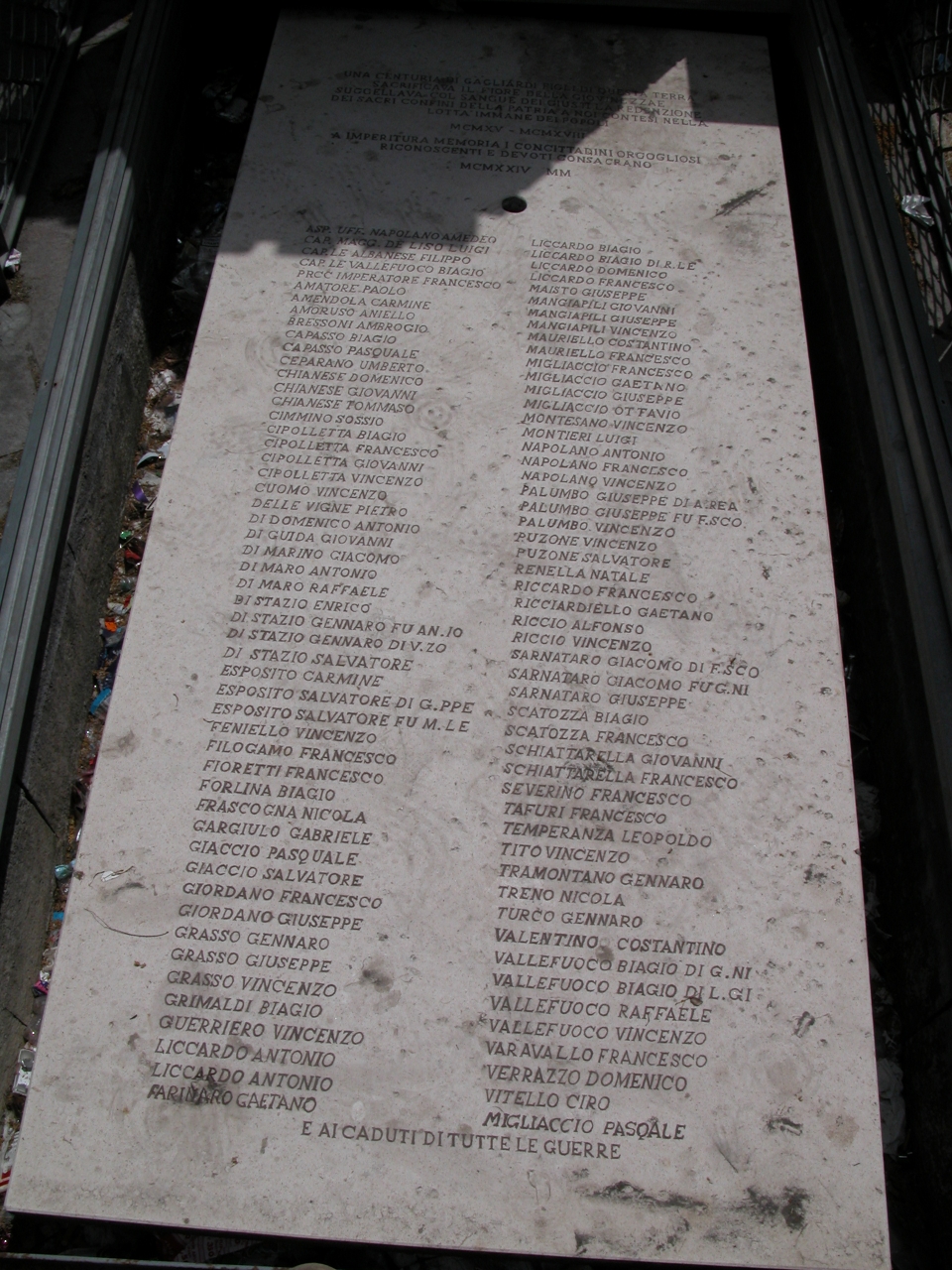 lapide commemorativa ai caduti - bottega campana (sec. XX, sec. XXI)