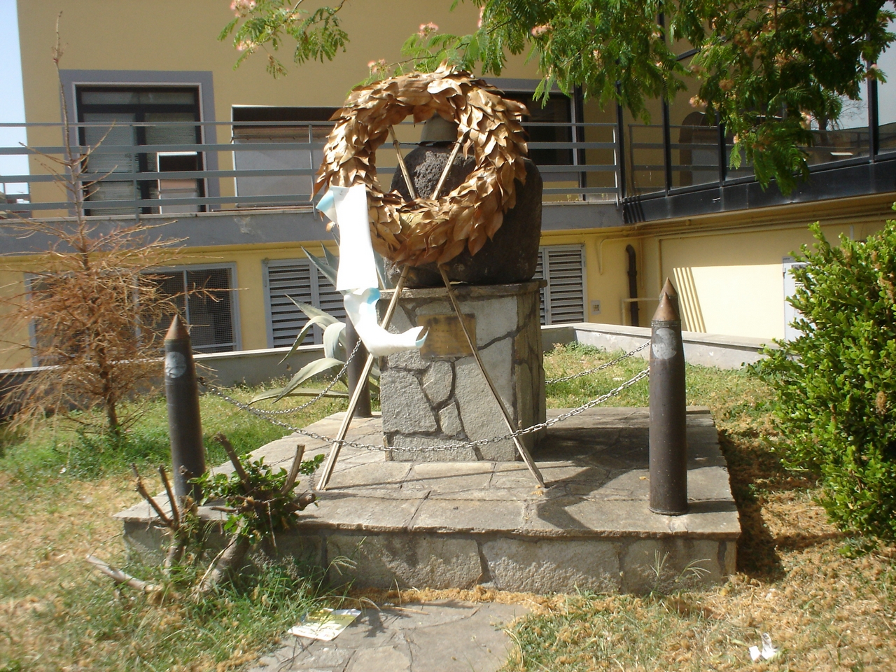 monumento ai caduti - a cippo - bottega campana (sec. XX)