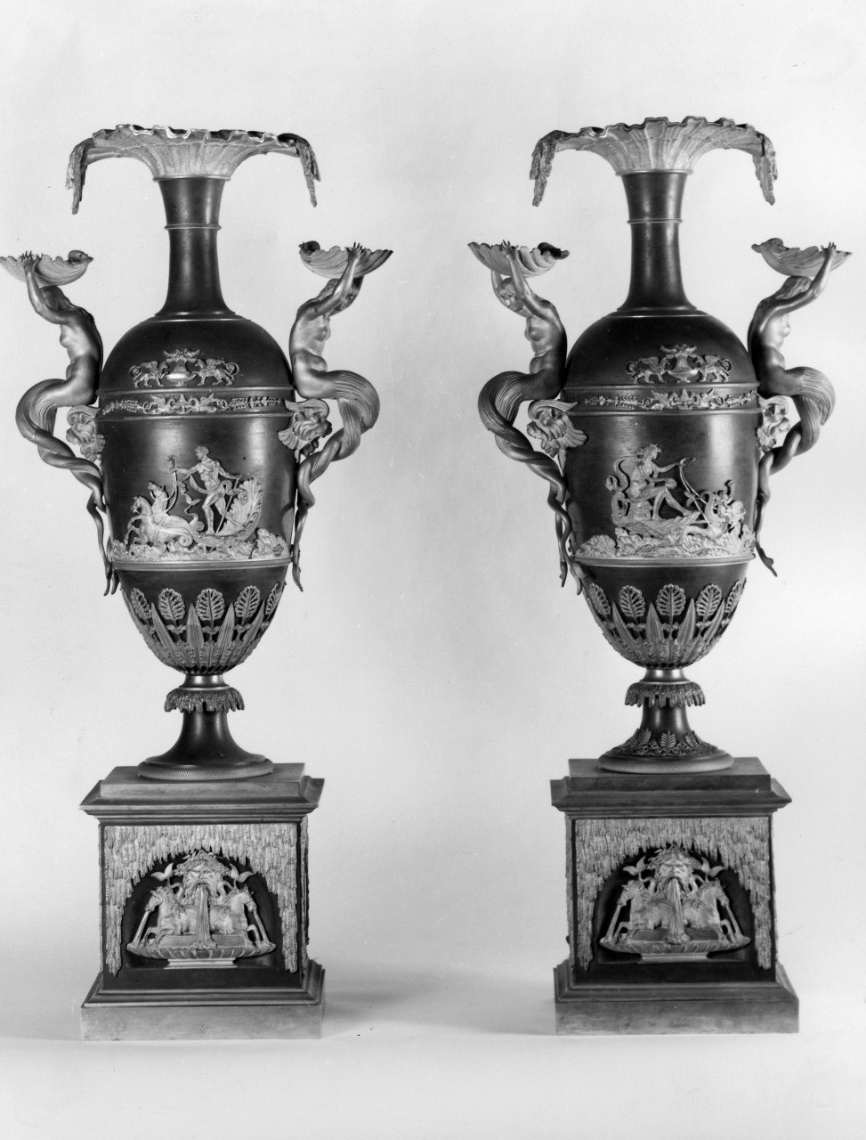 vaso, coppia di Courvoiseur L. e C. manifattura - manifattura francese (inizio sec. XIX)