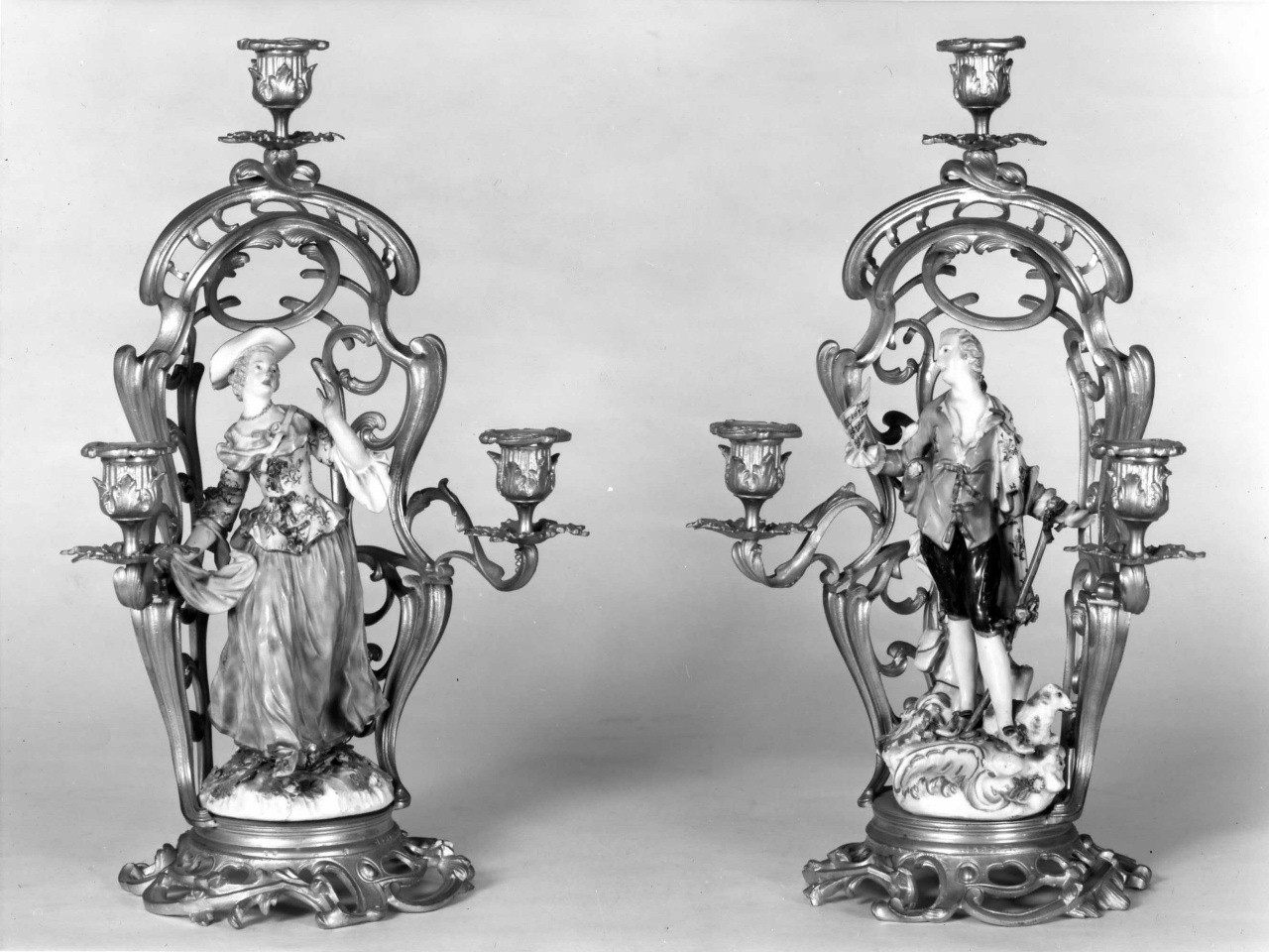 candelabro - a statuetta, serie - manifattura francese, manifattura di Meissen (sec. XIX)