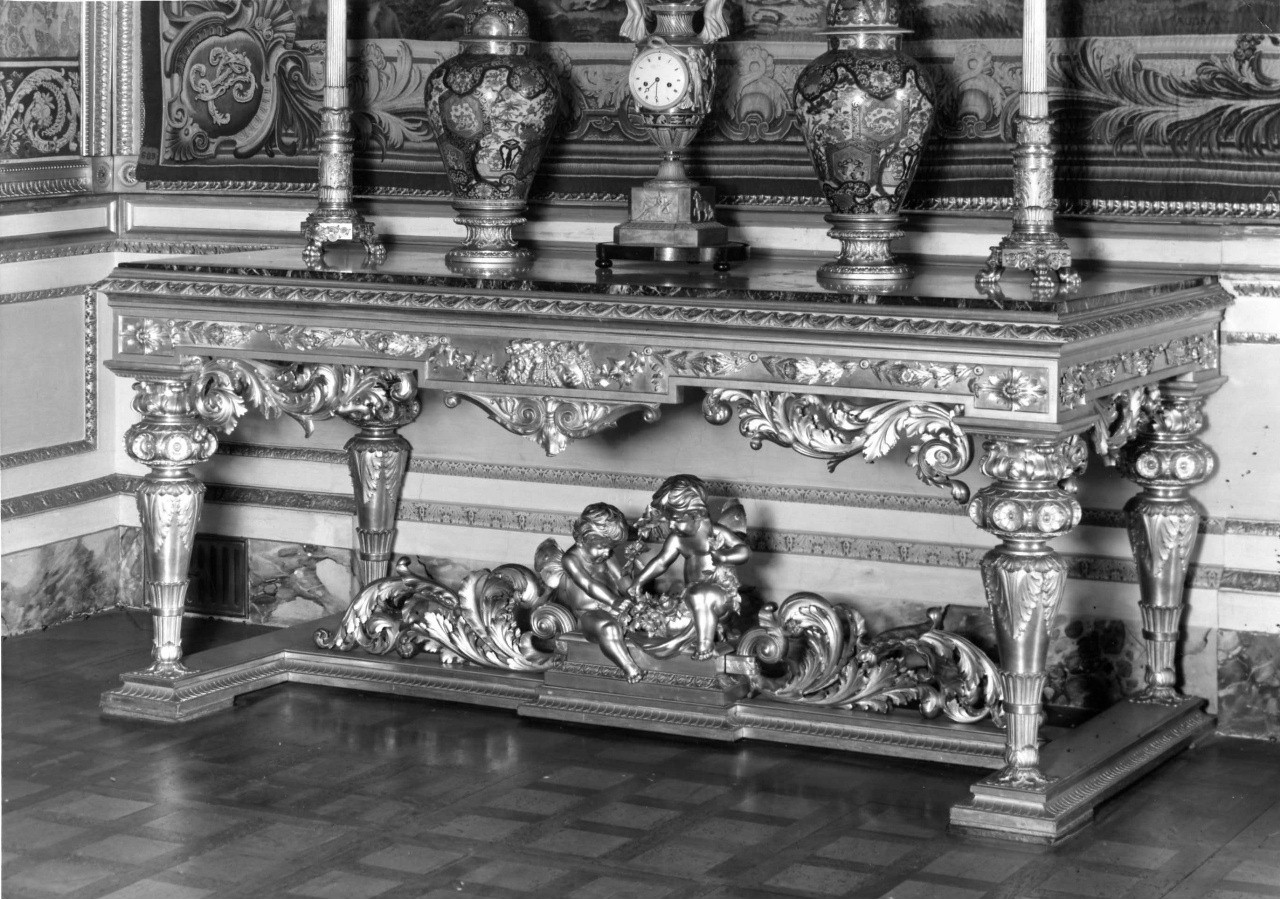 console di Morini Francesco (seconda metà sec. XIX)