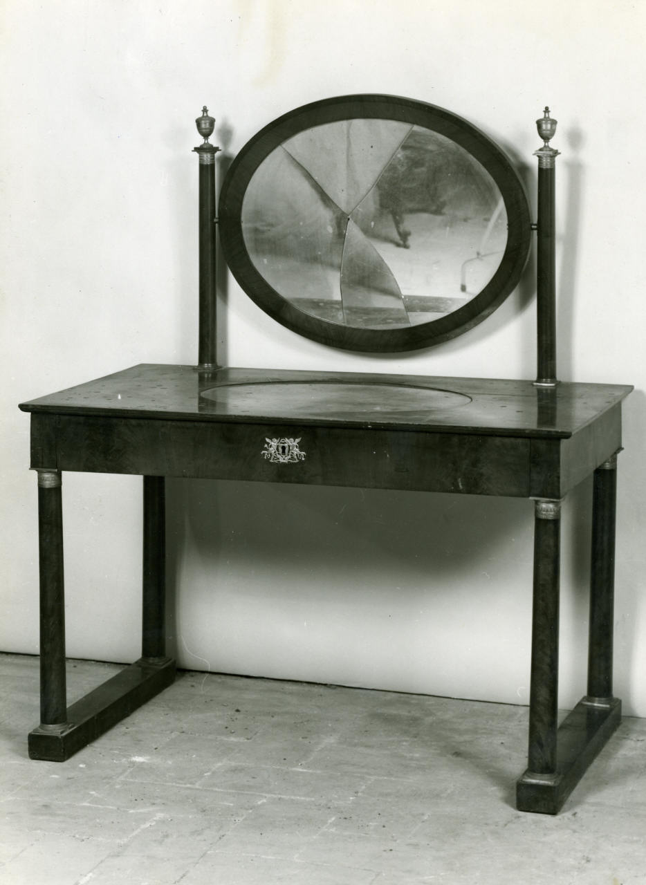 tavolino da toeletta - manifattura italiana (prima metà sec. XIX)