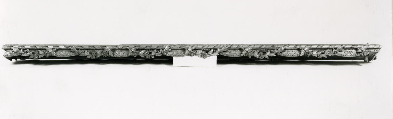 cornice per tenda, serie - manifattura italiana (prima metà sec. XVIII)