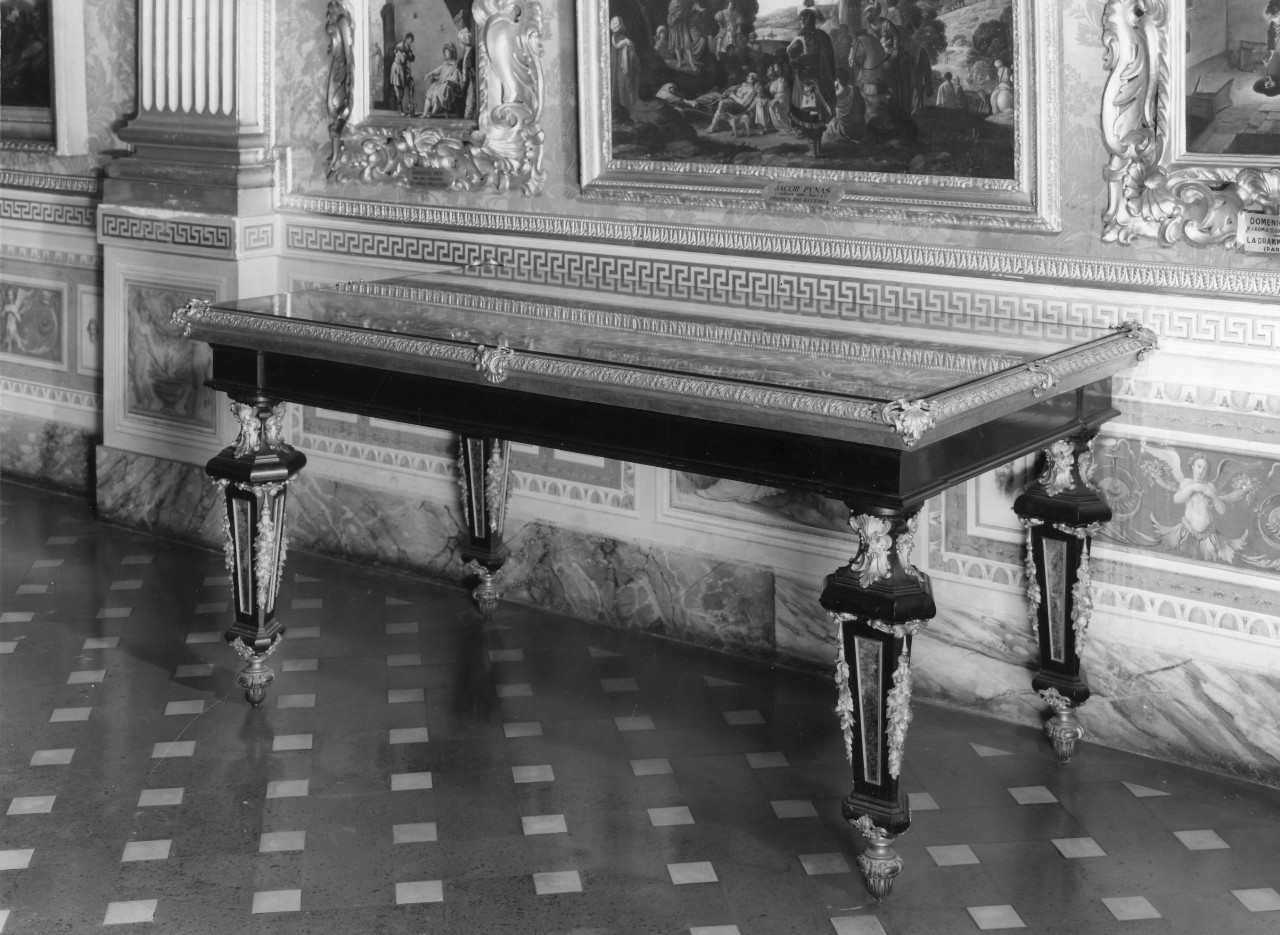 tavolo di Foggini Giovanni Battista - bottega granducale (sec. XVIII)