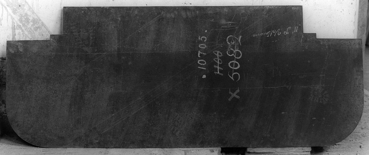 pedana da camino - manifattura toscana (seconda metà sec. XIX)