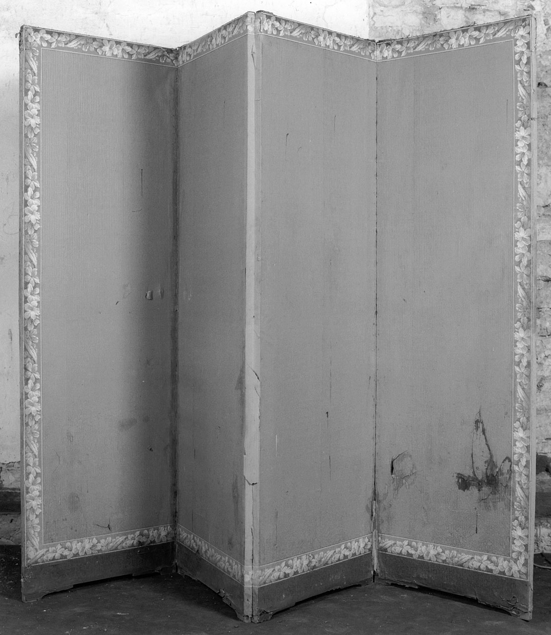 paravento - manifattura toscana (fine/ inizio secc. XIX/ XX)