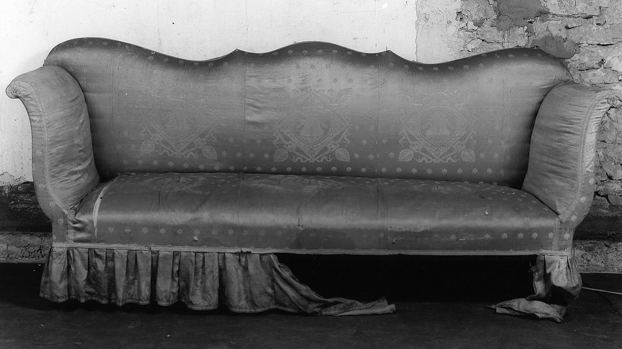 divano - manifattura fiorentina (terzo quarto sec. XIX)