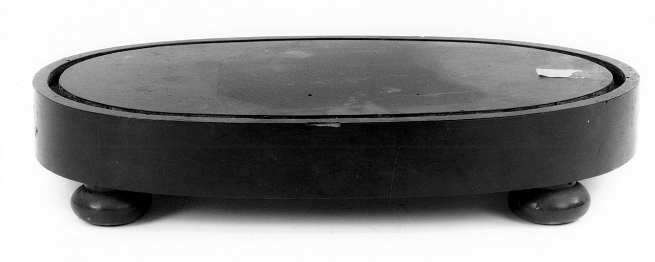 base - manifattura toscana (metà sec. XIX)