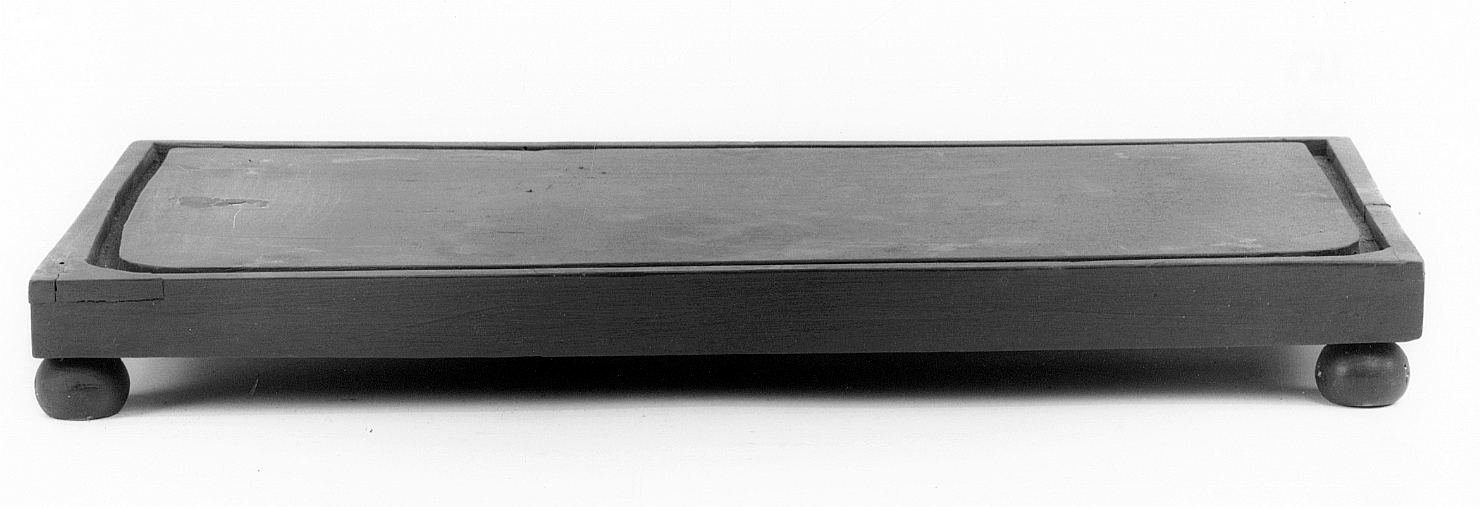 base - manifattura toscana (ultimo quarto sec. XIX)