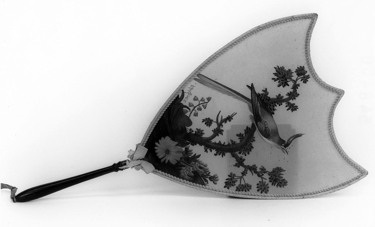 motivo decorativo zoomorfo; motivo decorativo fitomorfo (ventola) - manifattura toscana (seconda metà sec. XIX)