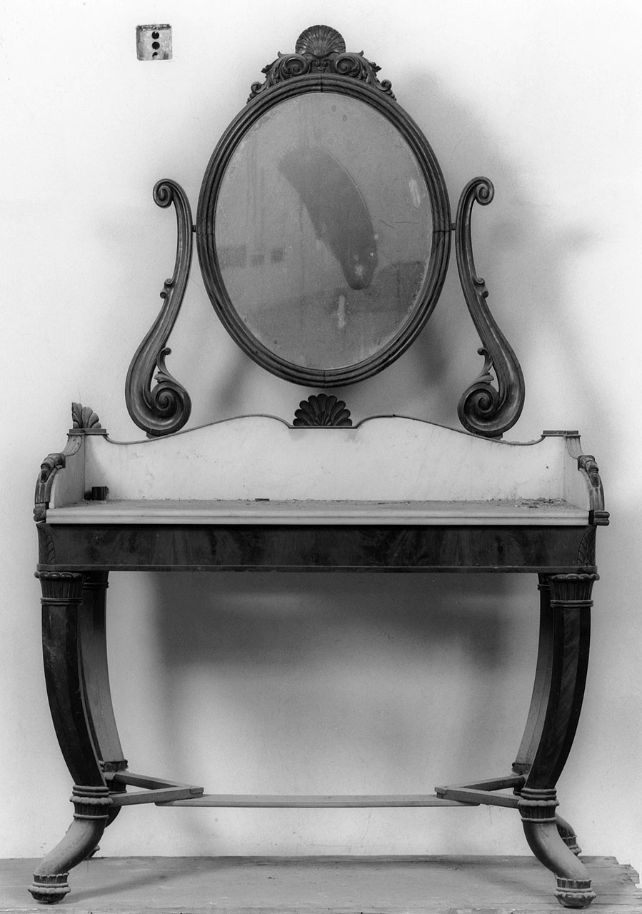 tavolino da toeletta - bottega fiorentina (prima metà sec. XIX)